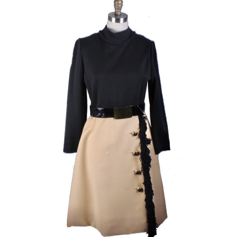 Retro Pat Sandler Wool Knit Dress Color Block Black/Tan Fringe 69's-70s Size M